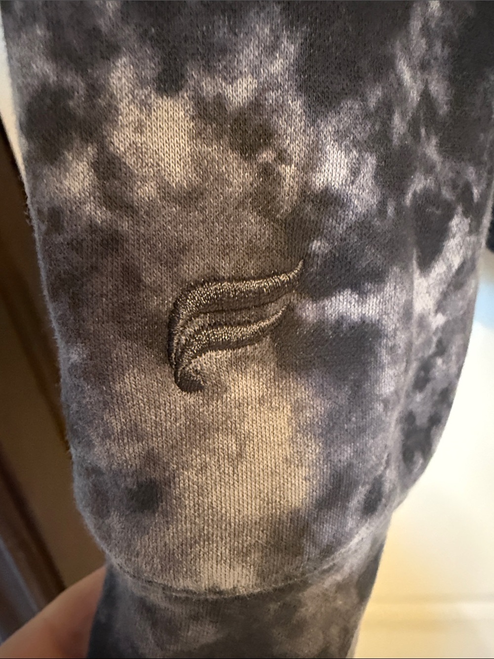 Fabletics Women's Black & Gray Tie-Dye V-Neck Pullover - Picture 2 of 4